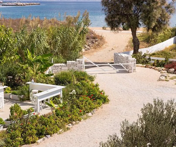 فيلة San Dimitrio House On The