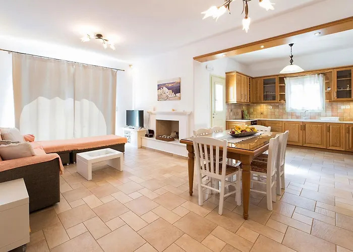 فيلة San Dimitrio House On The *